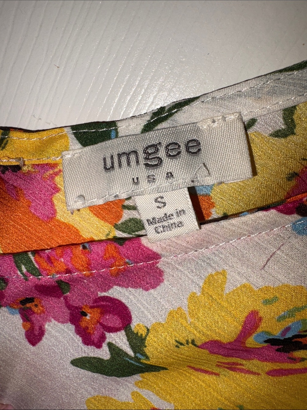 Umgee White V-Neck Floral Blouse with Yellow, Pink & Blue Blooms - Picture 2 of 6